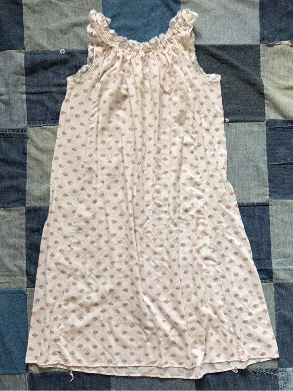 Nightgown Lace - Picture 6 of 9